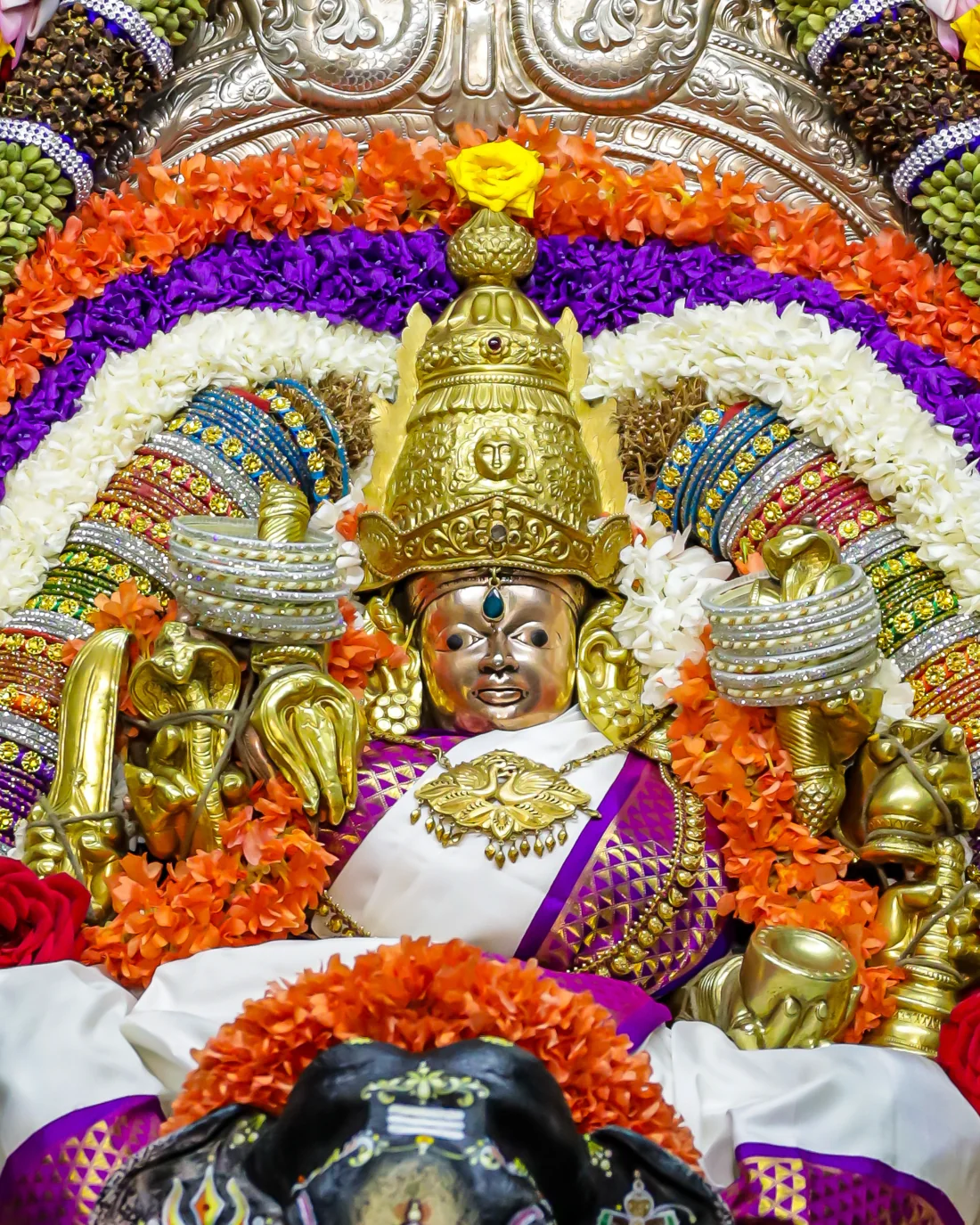Sri Chamundeshwari Devi in alankara